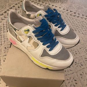 Running golden goose 37 in used really good condition
